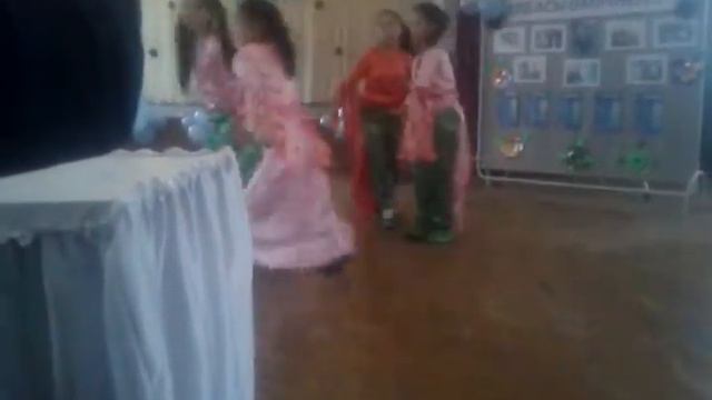 Цветы танец смотреть онлайн