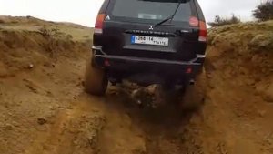 Mitsubishi Challenger Extreme Mudding OFF-ROAD