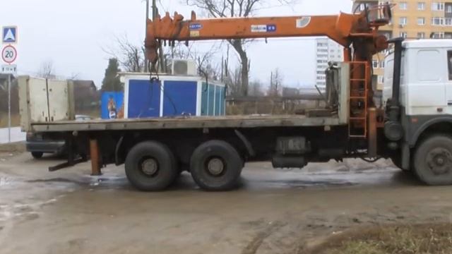В Солнечногорске продолжают сносить несанкционированные гаражи и торговые палатки. 11.2014