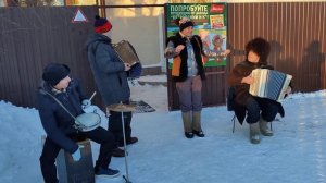 "Вьюга, вьюга, ты моя подруга" Исполняют @GarmonistZinikov, Алла Чиман, Рамис Зинников, Борис Ереме