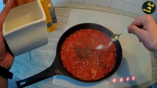 Чирки с томатом, чесноком и петрушкой. смотреть онлайн