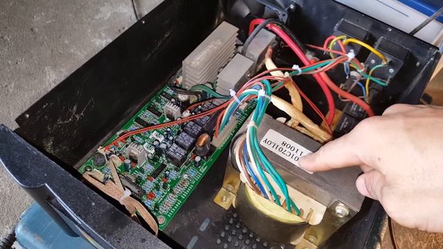 Hồ điện INVERTER.. 12v=) 220v... giá 1tr350k.. zin 100%.. rẻ đẹp.. 0988 849 606..0912 889 606 смотреть онлайн