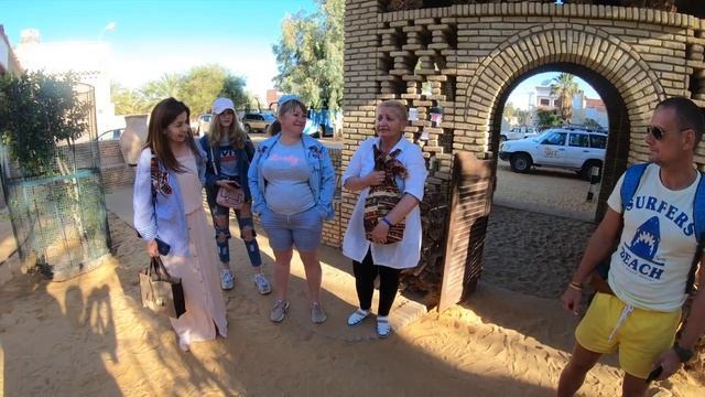 Неожиданная встреча турагентов в Тунисе смотреть онлайн