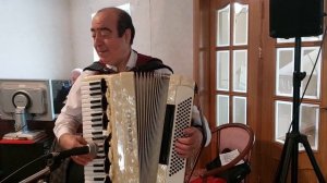 Армянский аккоредонист Артём Арутюнян - Puttin' On The Ritz (Irving Berlin)