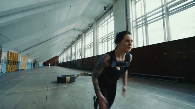 Реклама мобильного приложения Nike Training Club.