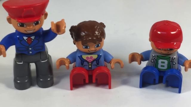 LEGO DUPLO 10528 School Bus смотреть онлайн