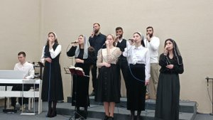 Буду жить под защитой Твоих крыл | 3046 Песнь Возрождения | #служение #прославление