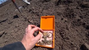 КОП  ПОИСК МОНЕТ НА ВЫБИТЫХ МЕСТАХ. НАШЛА ПРЕДМЕТЫ СТАРИНЫ. ПОИСК МЕТАЛЛОИСКАТЕЛЕМ.