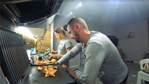 КАК ПРИГОТОВИТЬ СТЕЙК ИЗ ГОВЯДИНЫ? | Обзор электрогриля BORK G800 | овощи на гриле