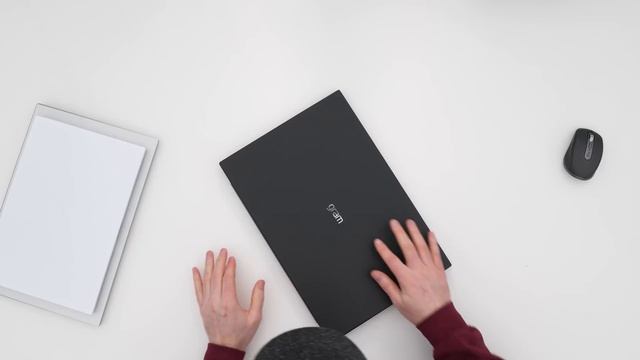 World's Lightest 16-inch Laptop (Guinness Record) смотреть онлайн