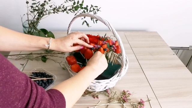 Клубничный букет. Ягодная корзина. Вкусный букет.