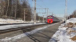 Электропоезд ЭД4М-0352 (ТЧ-10) скоростной пригородный поезд "РЭКС-экспресс" №7117 Пушкино - Москва.