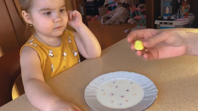 Опыты для детей в домашних условиях.ツ Часть 1 / Experiments for children at home.ツ Part 1 смотреть онлайн