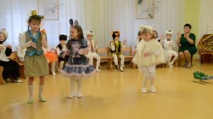 Задорный танец Мышек на Новогоднем утреннике в детском саду