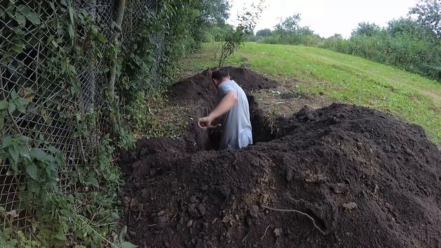 Яма для туалетных отходов в деревне смотреть онлайн