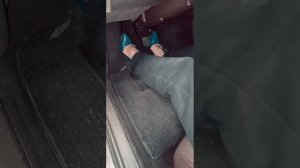 Pedal pumping and cold start in ballet flats