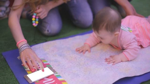 Забег в ползунках смотреть онлайн