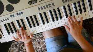 Урок №10. Юлия Савичева. Прости за любовь.Часть1. Самоучитель игры на синтезаторе.