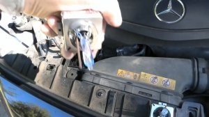 Mercedes Benz GLA HID Headlight Bulb Replacement