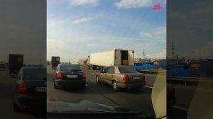 Груз сбежал!