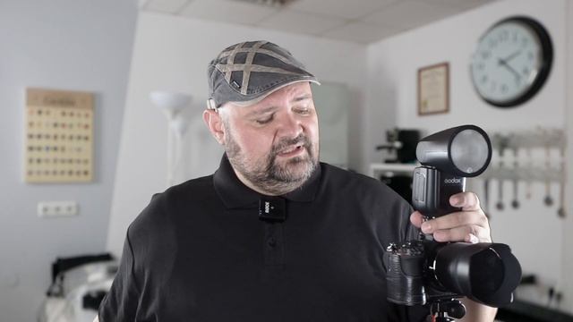 Системна светкавица Godox V1 и аксесоари към нея смотреть онлайн