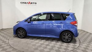 Субару Трезия