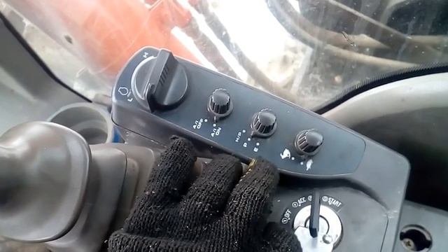 Экскаватор Hitachi 270. Обзор, панель управления, меню, сервисное меню, параметры работы двигателя. смотреть онлайн