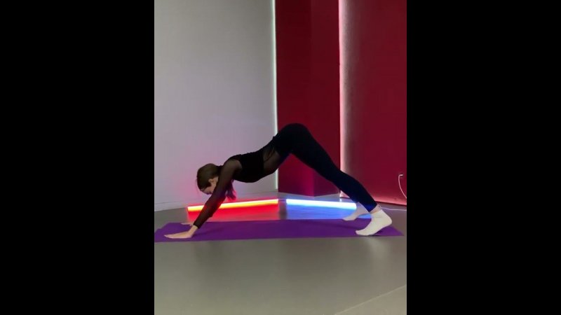 DH STUDIO - STRETCHING