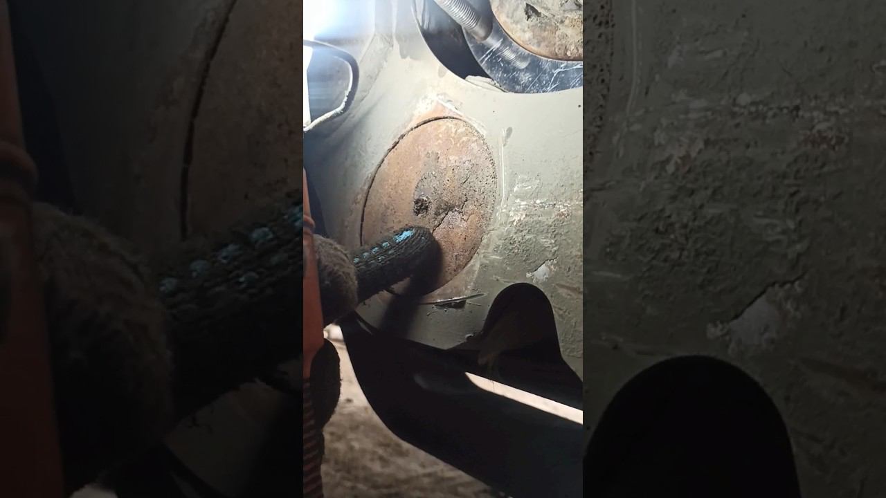 Почему отрывает пластины на "Тельме"  #automobile #тельма #тормоза #автобус #ремонт