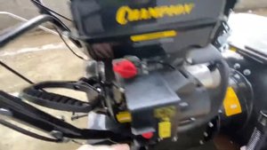 Самый мощный снегоуборщик Champion ST1376