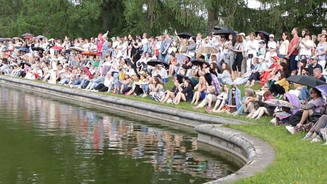 «АССОЦИАЦИИ 2023».  Восточный ветер. Царское Село.  Екатерининский парк.  25 июня 2023.