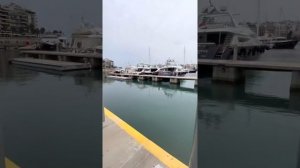 Walking tour in Greece. City Piraeus. Port . Прогулка по городу Пирей, Греция.