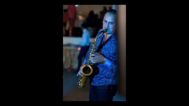 Alex Selegean - BESAME MUCHO, SAXOPHONE смотреть онлайн