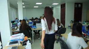 Видео без авторских прав / Девушка /Офис / Работа