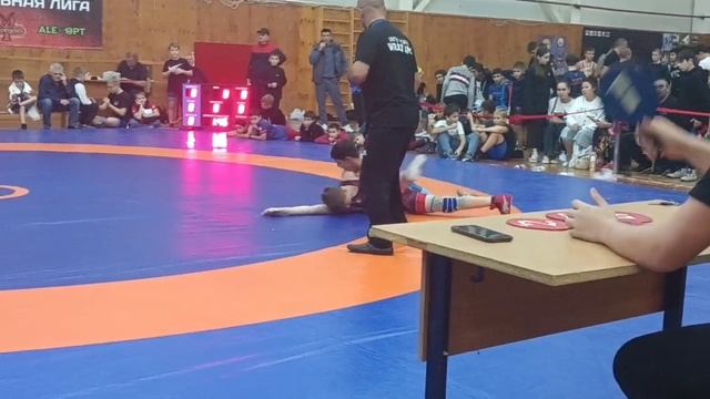 Греко-римская борьба. Руслан Терзьян, г. Новороссийск. 1/8 финала, вес 48 кг. смотреть онлайн