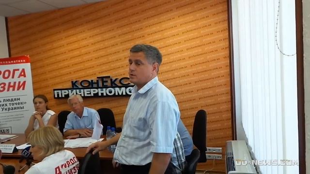 На железнодорожном вокзале в Одессе работает центр для беженцев смотреть онлайн