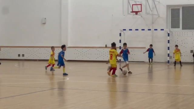 Благодаря поддержке Фонда президентских грантов была приобретена футбольная форма для детей смотреть онлайн