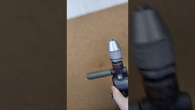 Ручная двухскоростная дрель смотреть онлайн