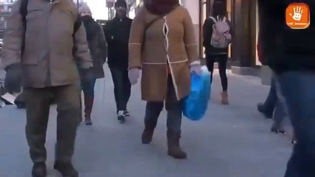 ПОСМОТРИТЕ ОБЯЗАТЕЛЬНО!!! КТО ТО ПОМОГАЕТ А КТО ТО ЗАРАБАТЫВАЕТ