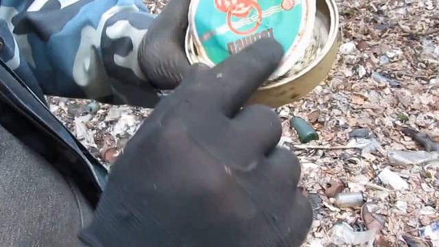 Собрали металлолома в лесополосе вдоль ЖД.  Затарились до упора цветметом и черметом за час.