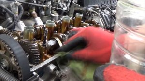 ✔ Замена прокладки крышки клапанов на двигателе 5A-FE Toyota Corolla AE91