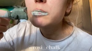 ASMR/МЕЛ/БОЛЬШИЕ ПИЛЕННЫЕ КУСОЧКИ ЧЕСТОРА В ПАСТЕ ИЗ КЕМБРИЙСКОЙ ГЛИНЫ