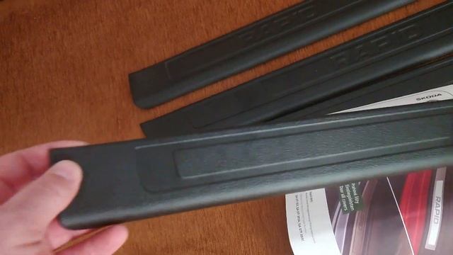 5JA 071 303A Накладки на пороги Skoda Rapid смотреть онлайн