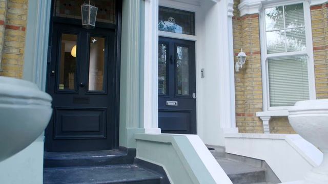 P2_ex1_p32_Unit 7.2 We're meeting at six o'clock. Part 1 смотреть онлайн