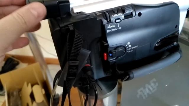 JVC GR-FX18E небольшой обзор олдовой видеокамеры смотреть онлайн