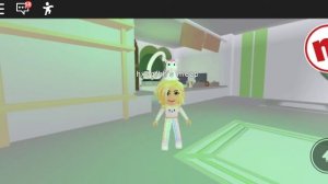 Я играю в игру роблокс уровень мип сити Милана заболела!(Милана Плэй Гэйм 2)!