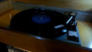 Александр Зацепин -"Бубен шамана" песня из к.ф"Центровой из поднебесья"(сл.Л.Дербенев)--А.Пугачева