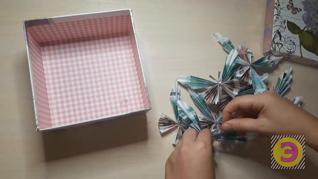 Свежая идея как оригинально подарить деньги. Такого еще точно никто не видел!