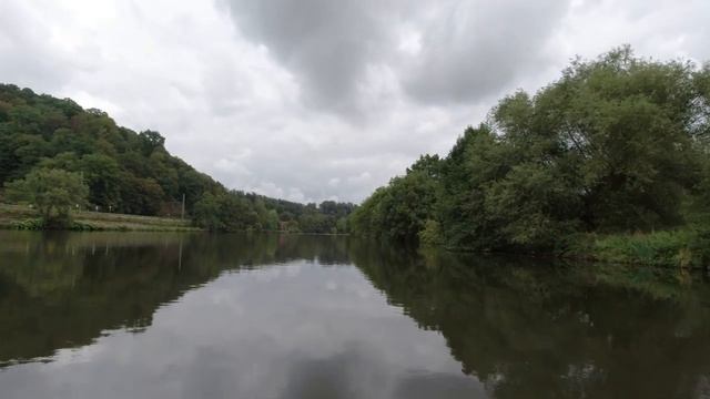 В Германии на моторной лодке без прав / Брать такую или нет?
