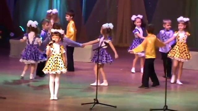 ПЕСНЯ "ДЕДУШКА И БАБУШКА"  2015